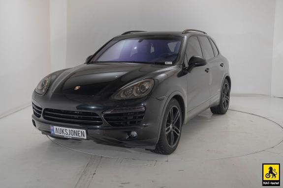 2011 Porsche CAYENNE 4 3.0 V6 240 HK AWD AUT PASM GTS SPORTSSETER SKINN HENGERFESTE 