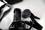 Nikon D90 speilreflekskamera med 18-105mm VR og Sigma 105mm Macro