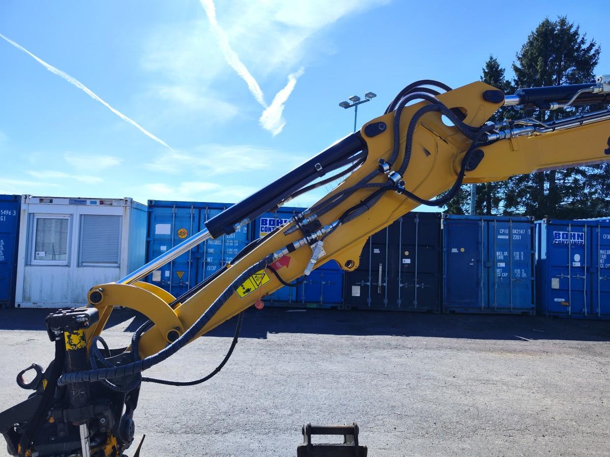 2020 CAT 305E2 CR med Engcon tiltrotator, S40 hurtigfeste og 2 skuffer