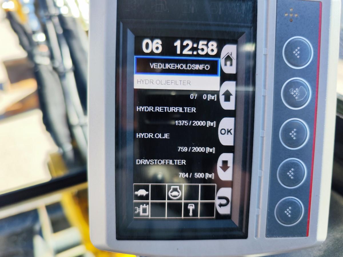 2020 CAT 305E2 CR med Engcon tiltrotator, S40 hurtigfeste og 2 skuffer
