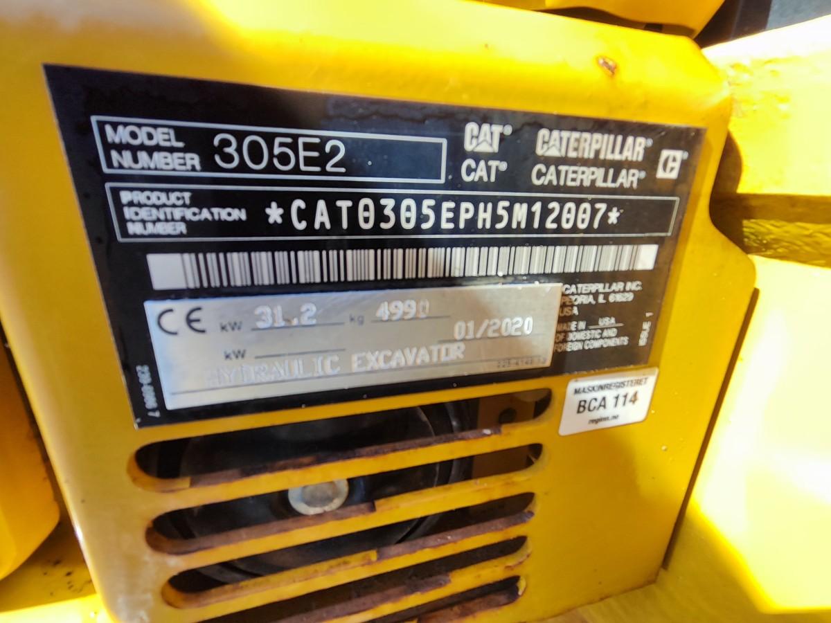 2020 CAT 305E2 CR med Engcon tiltrotator, S40 hurtigfeste og 2 skuffer