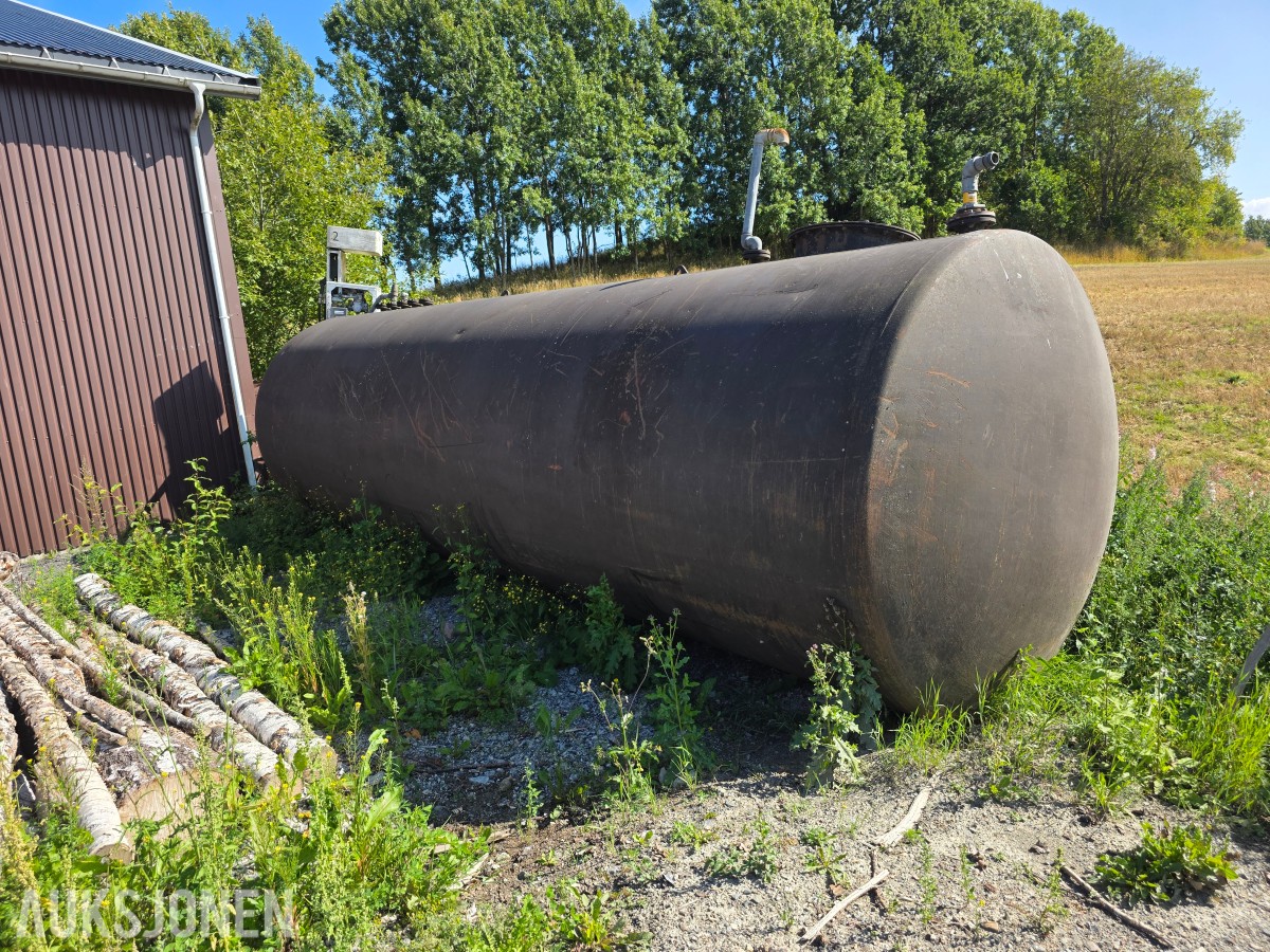 Dieseltank med pumpe 30 000 liter