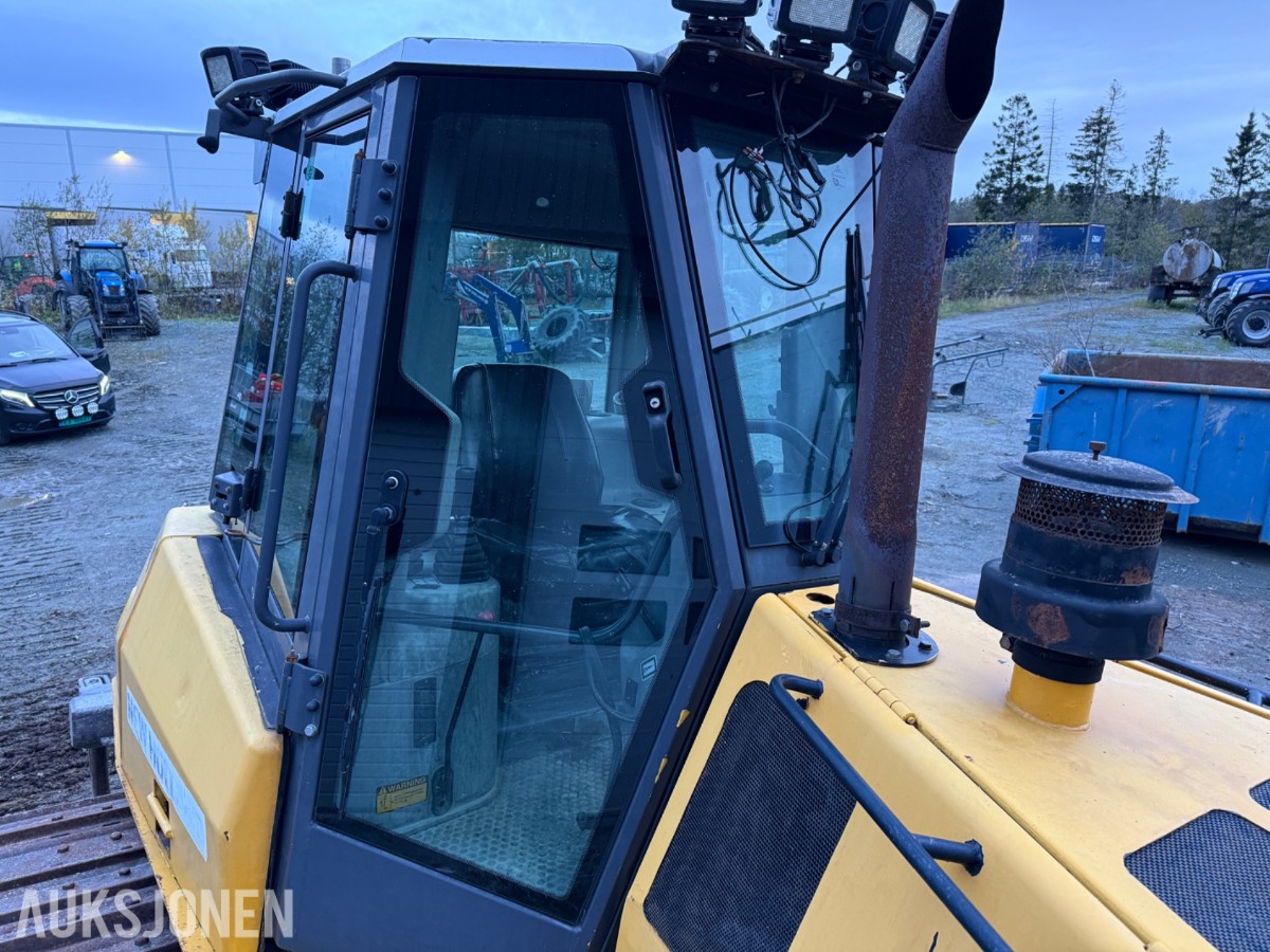 New Holland D180 bulldoser – 2006 – 11 960 timer