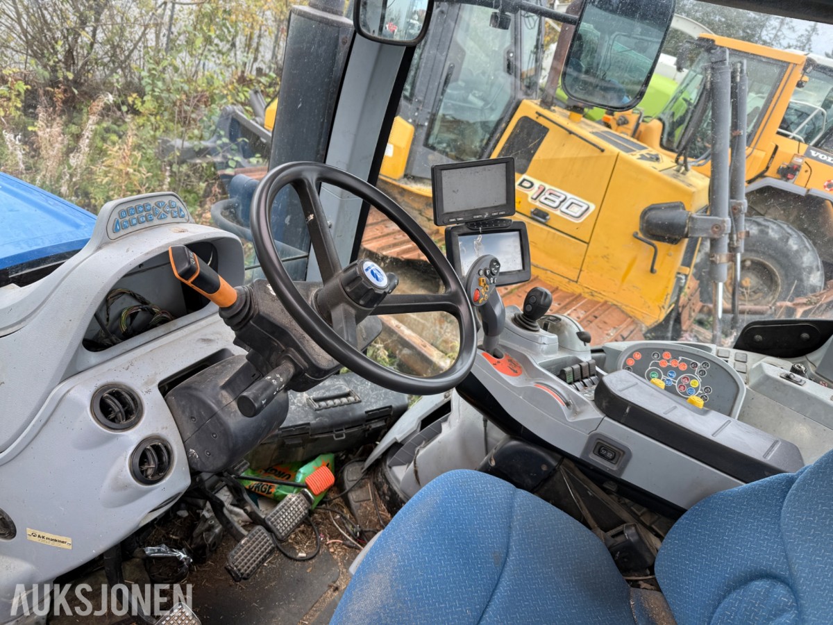 2010 New Holland T7040 – reparasjonsobjekt