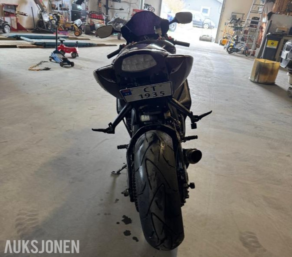 2005 Suzuki GSX-R 1000
