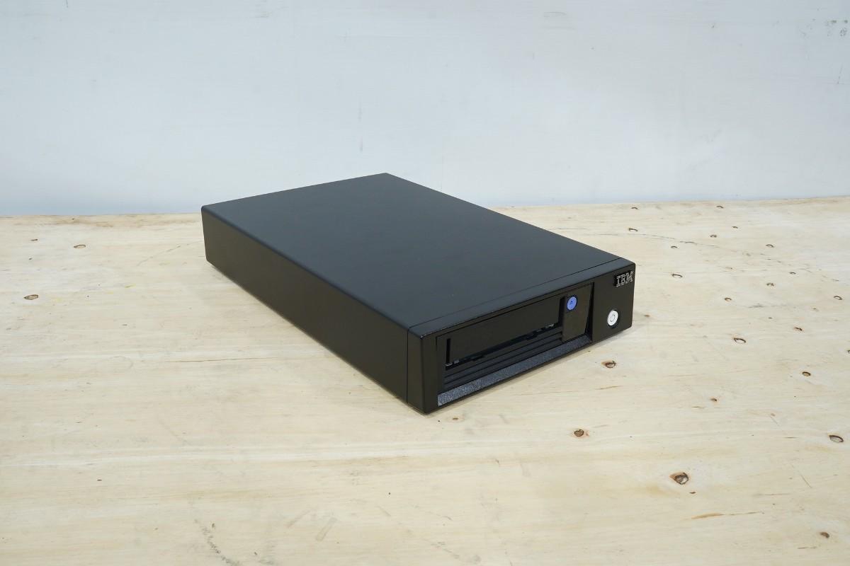 IBM LTO Tape Drive 3580 H8S med SAS-tilkobling og tilbehør