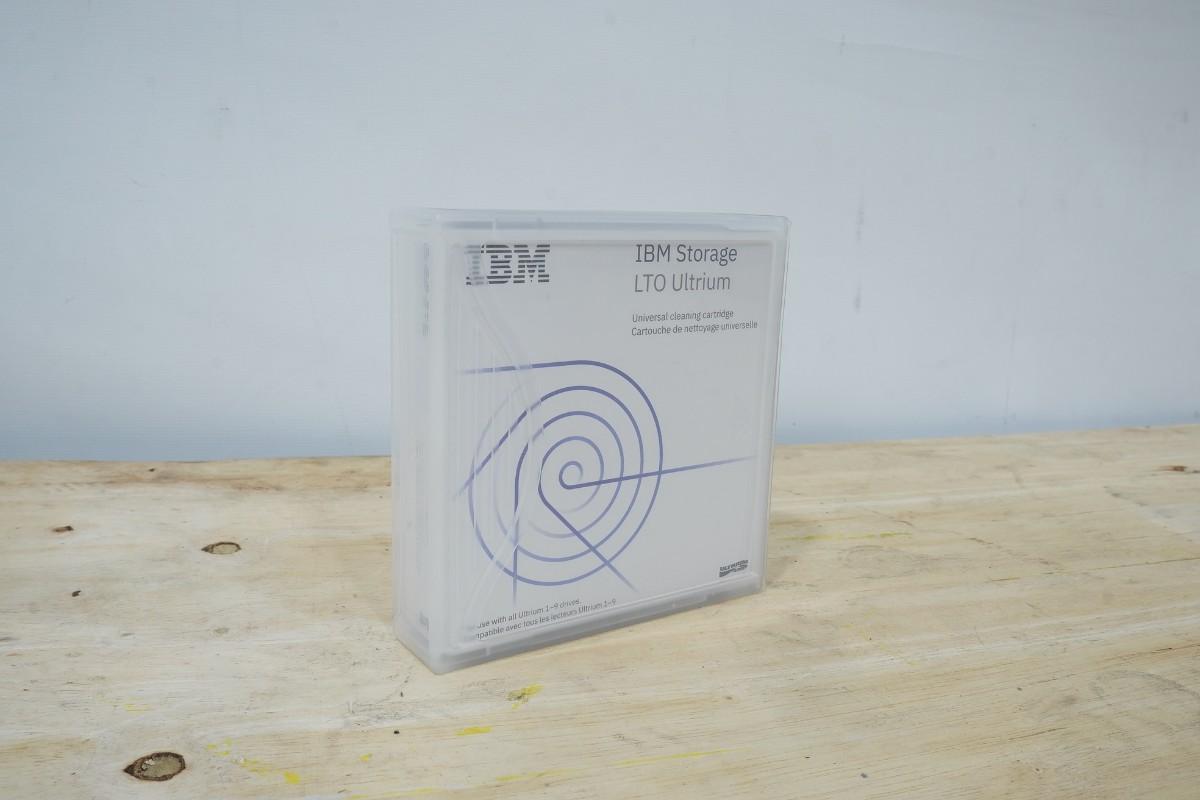 IBM LTO Tape Drive 3580 H8S med SAS-tilkobling og tilbehør