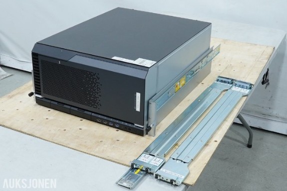 Supermicro AS-5014A-TT arbeidsstasjon med AMD Ryzen Threadripper og GeForce RTX 4090