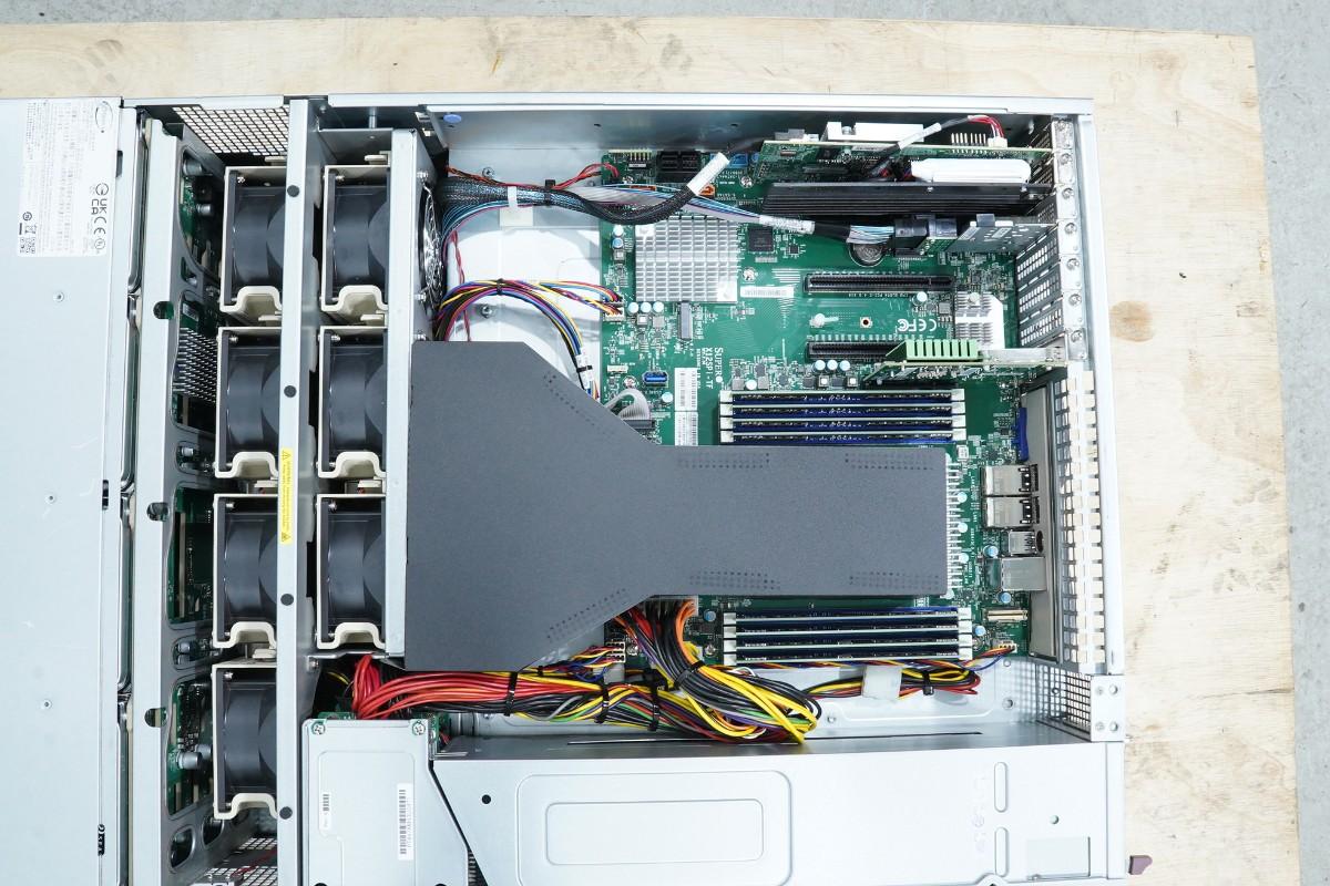 Nextron / Supermicro SSG-540P-E1CTR36L 4U lagringsserver – 36-bay