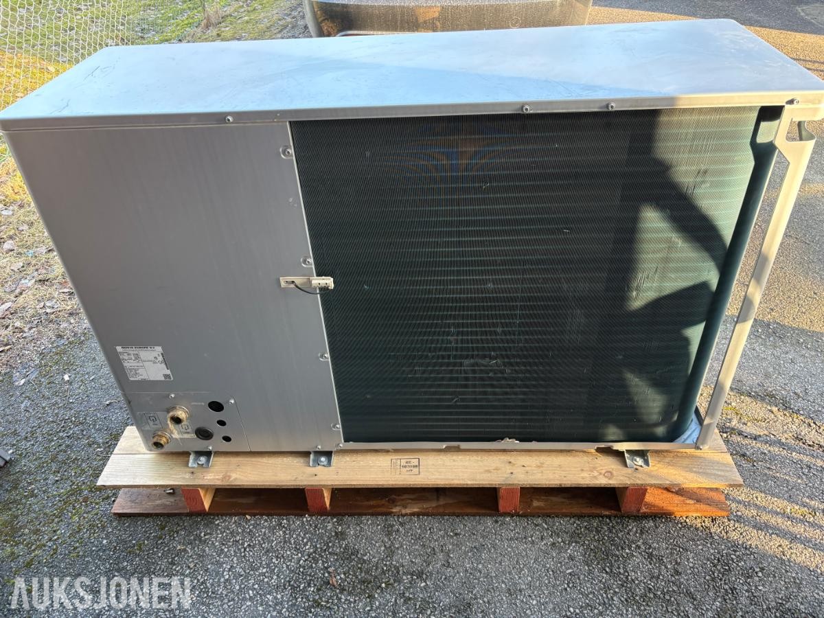 2023 Daikin vannbåren varme utedel 400v 16 kw ELDA16DAW17 