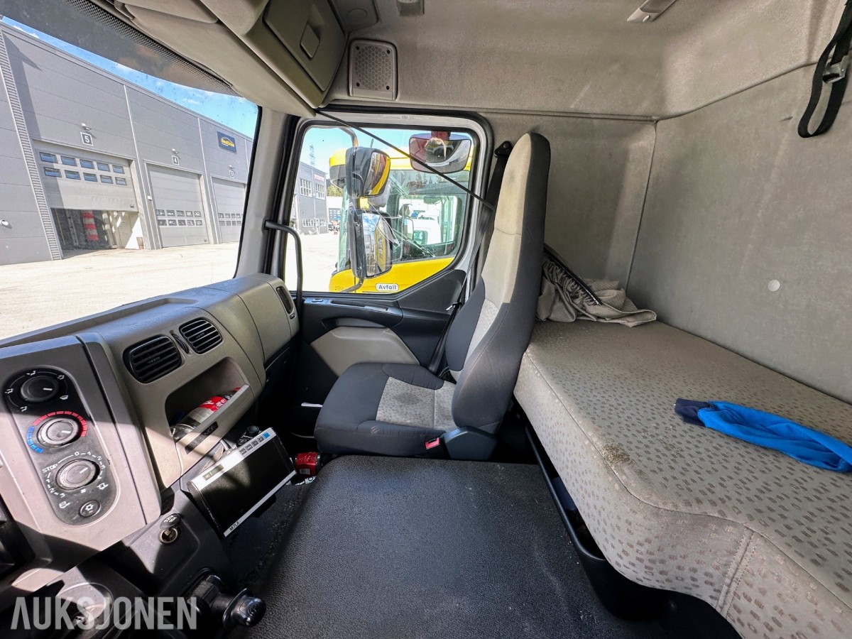 2014 RENAULT MIDLUM 270.14 LIGHT 4X2 SKAPBIL MED LØFTELEM