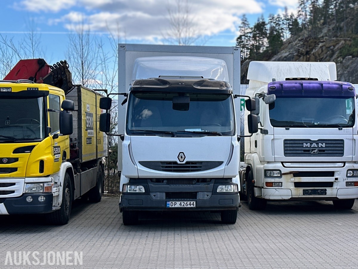 2014 RENAULT MIDLUM 270.14 LIGHT 4X2 SKAPBIL MED LØFTELEM