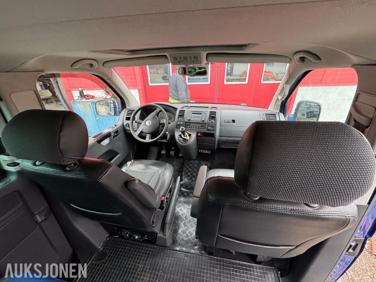 2009 Volkswagen Caravelle 2.5 TDI 131hk 4MOTION 7-seter hengerfeste