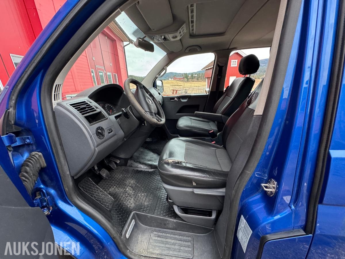 2009 Volkswagen Caravelle 2.5 TDI 131hk 4MOTION 7-seter hengerfeste