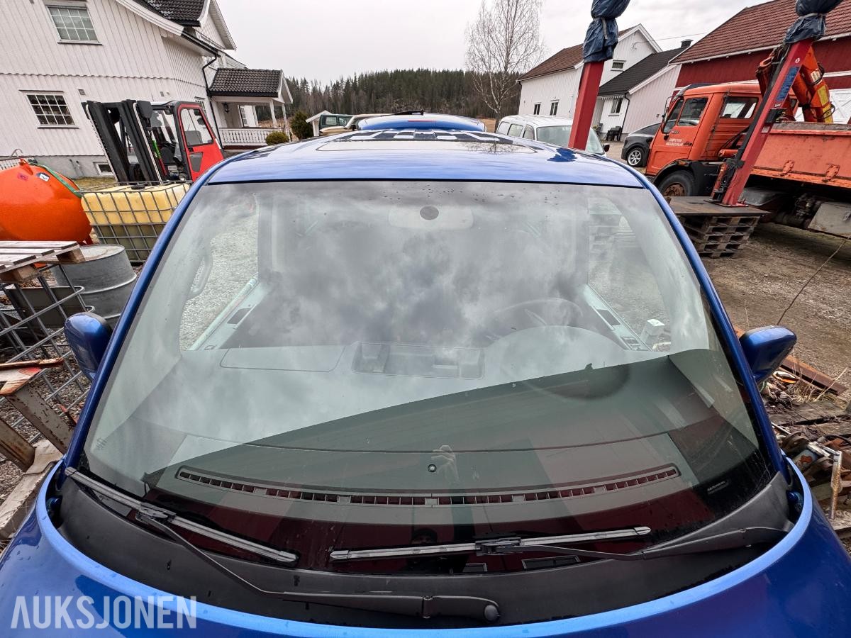 2009 Volkswagen Caravelle 2.5 TDI 131hk 4MOTION 7-seter hengerfeste