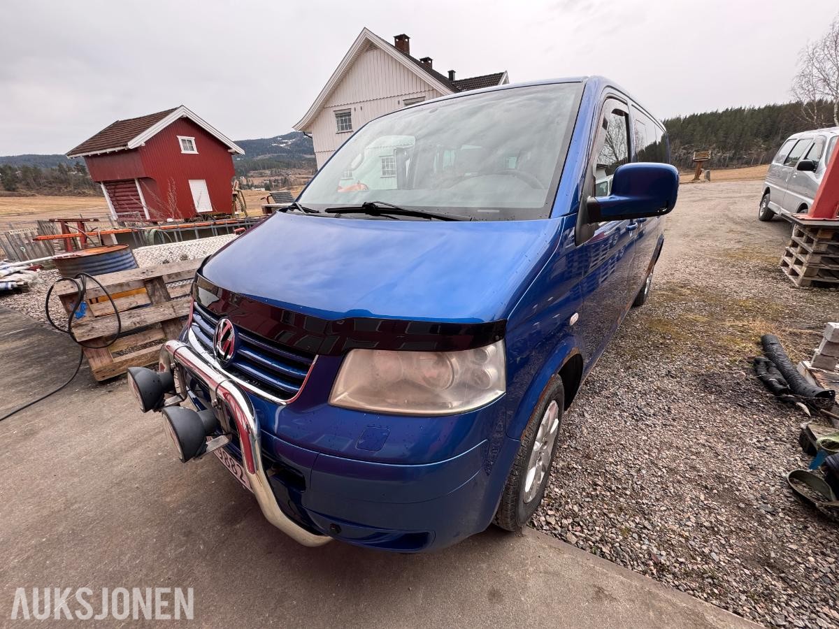 2009 Volkswagen Caravelle 2.5 TDI 131hk 4MOTION 7-seter hengerfeste