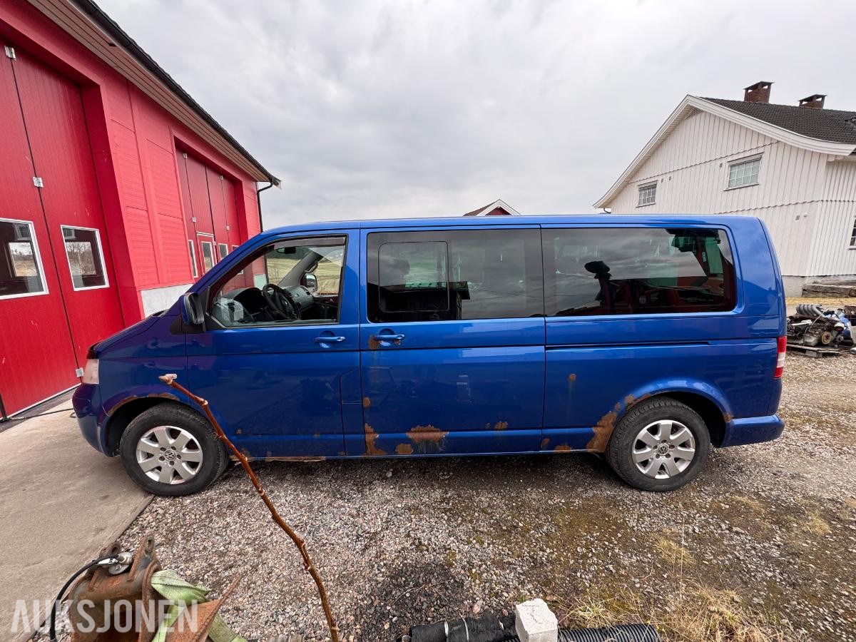 2009 Volkswagen Caravelle 2.5 TDI 131hk 4MOTION 7-seter hengerfeste