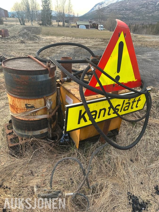 2005 Ducker Una 500 kantklipper/ krattknuser