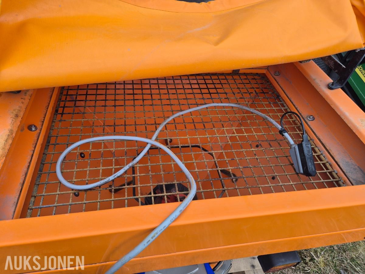 2015 Rauch Axeo 2.1 hydraulisk saltspreder