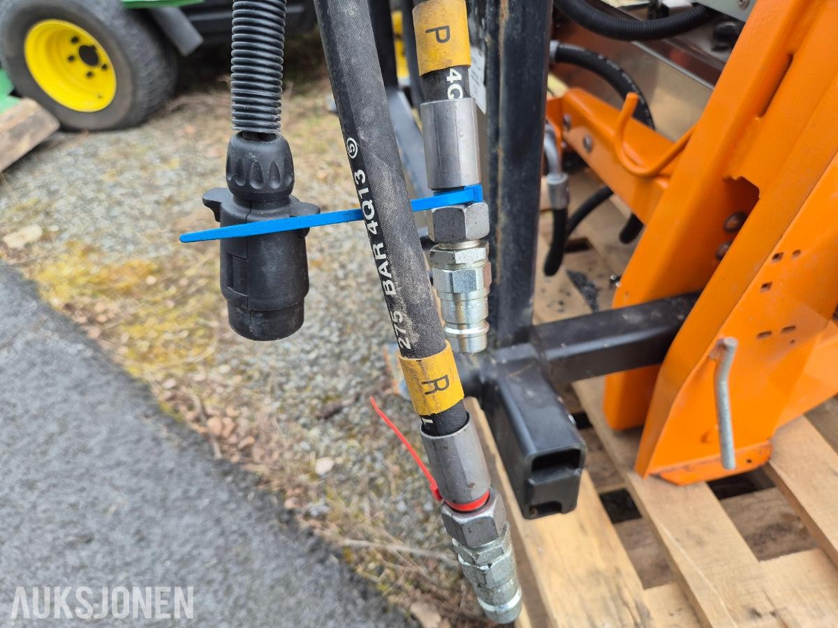 2015 Rauch Axeo 2.1 hydraulisk saltspreder