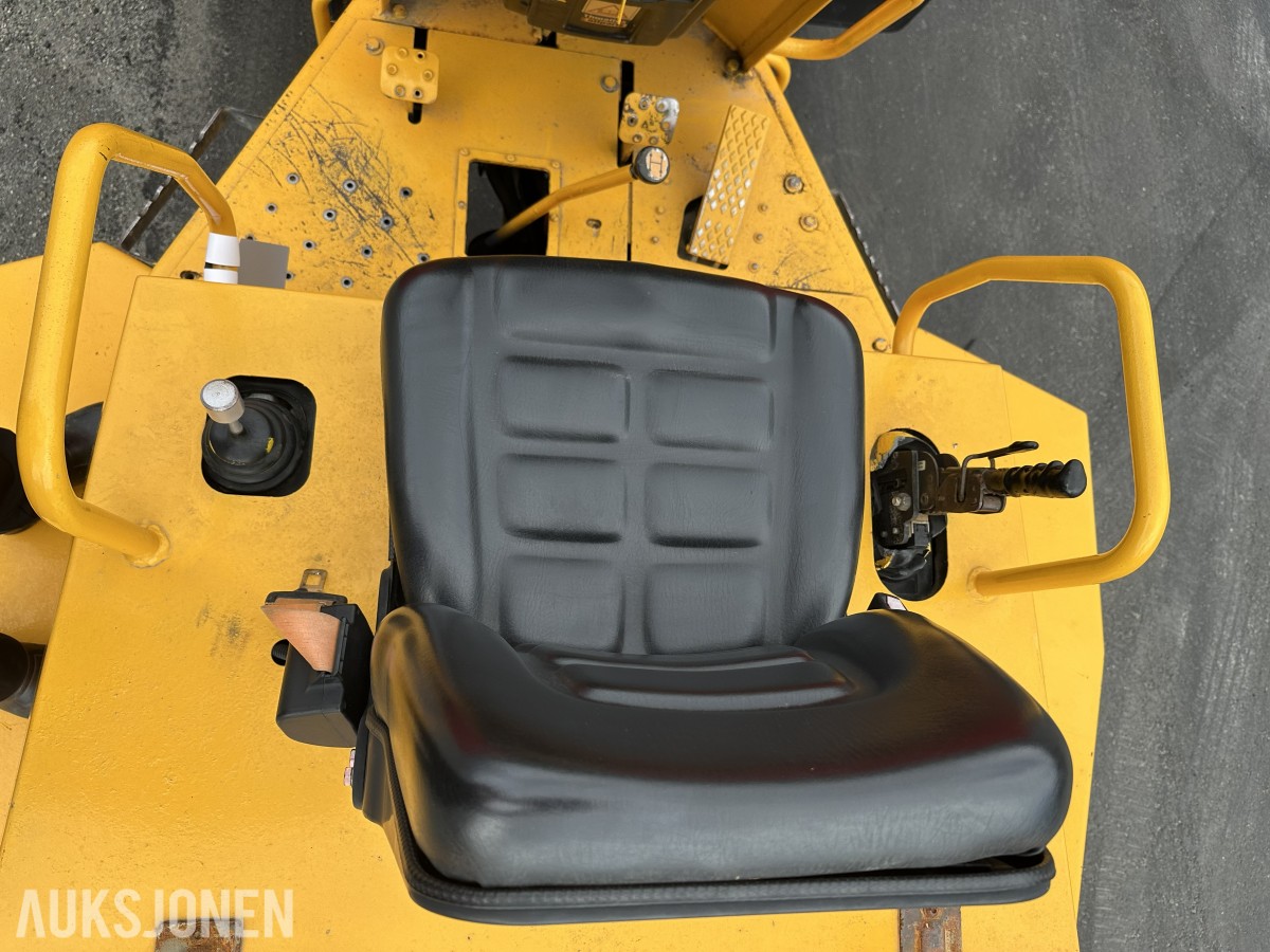 2014 Thwaites MACH692 - 10T Dumper