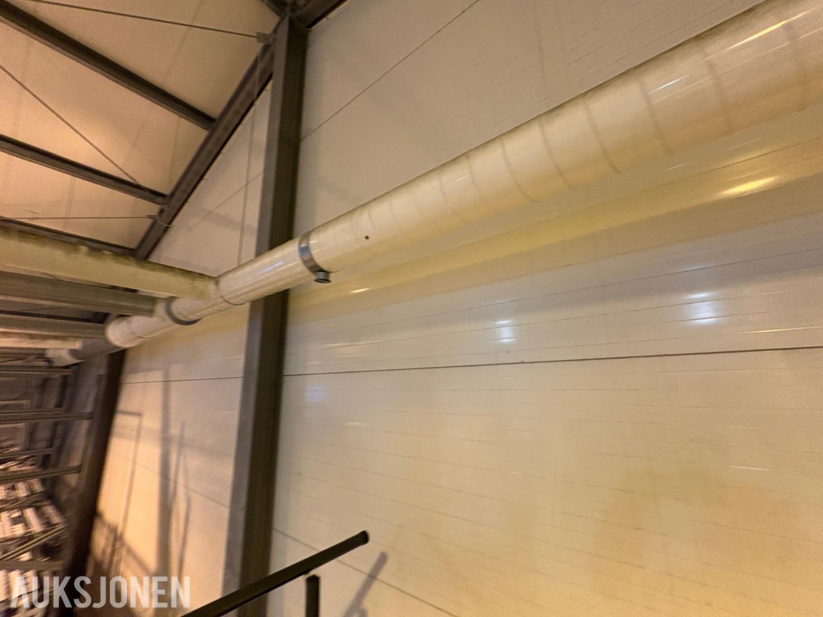 2024 Komplett hydroponisk dyrkingsanlegg med pakkelinje – LED, reoler og vanningssystem