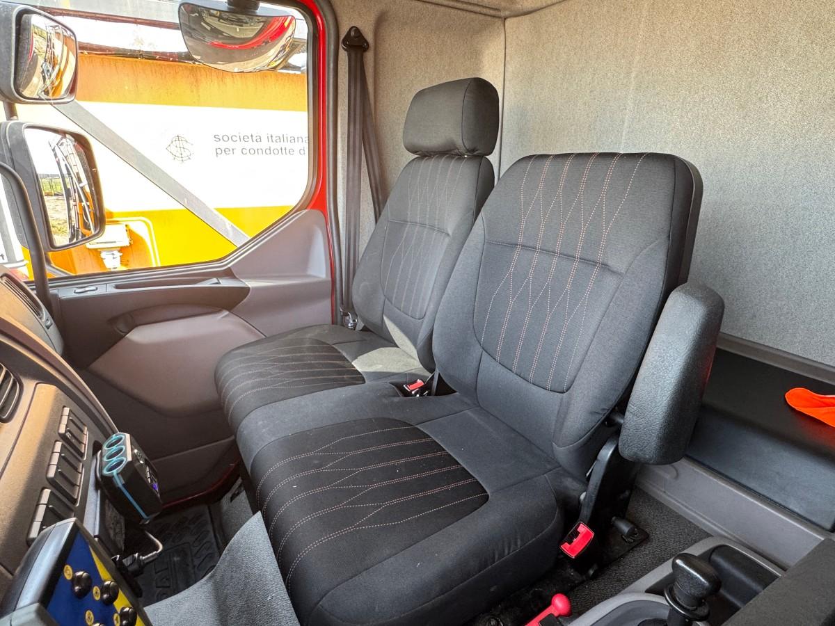 2024 DAF LF210FA - 12T bergingsbi/planbil med Omars-plan, 3-seter