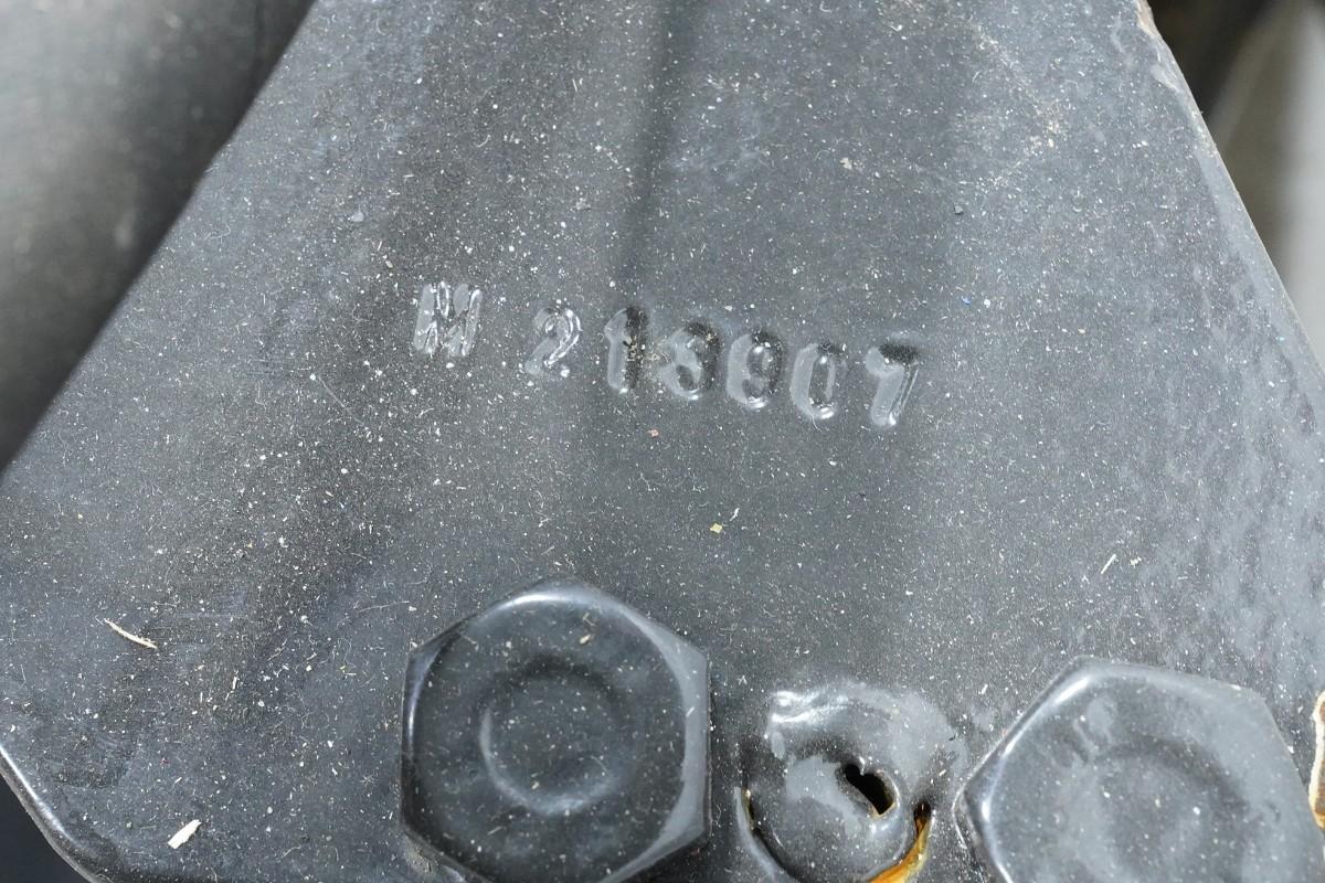 Parti med hydraulisk vinsj, Henriksen HTH 2.5, rullekjeder og industrideler