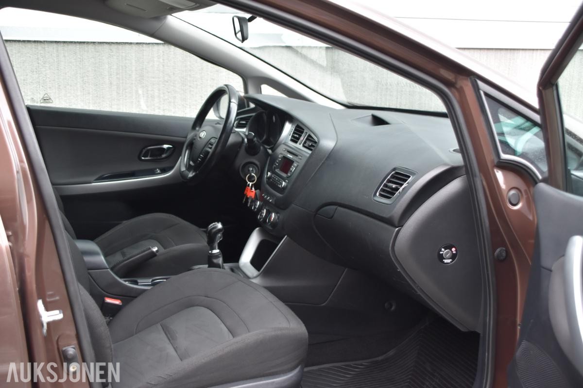 2013 Kia Ceed 1.4 Bensin Stv takboks s+v dekk