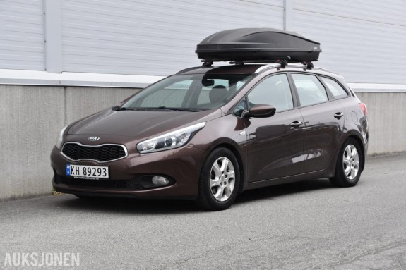 2013 Kia Ceed 1.4 Bensin Stv takboks s+v dekk 