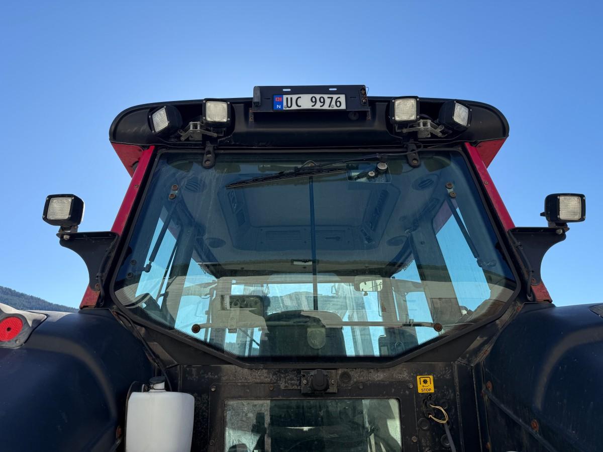 2012 Valtra N121 traktor - frontlaster - rep.objekt