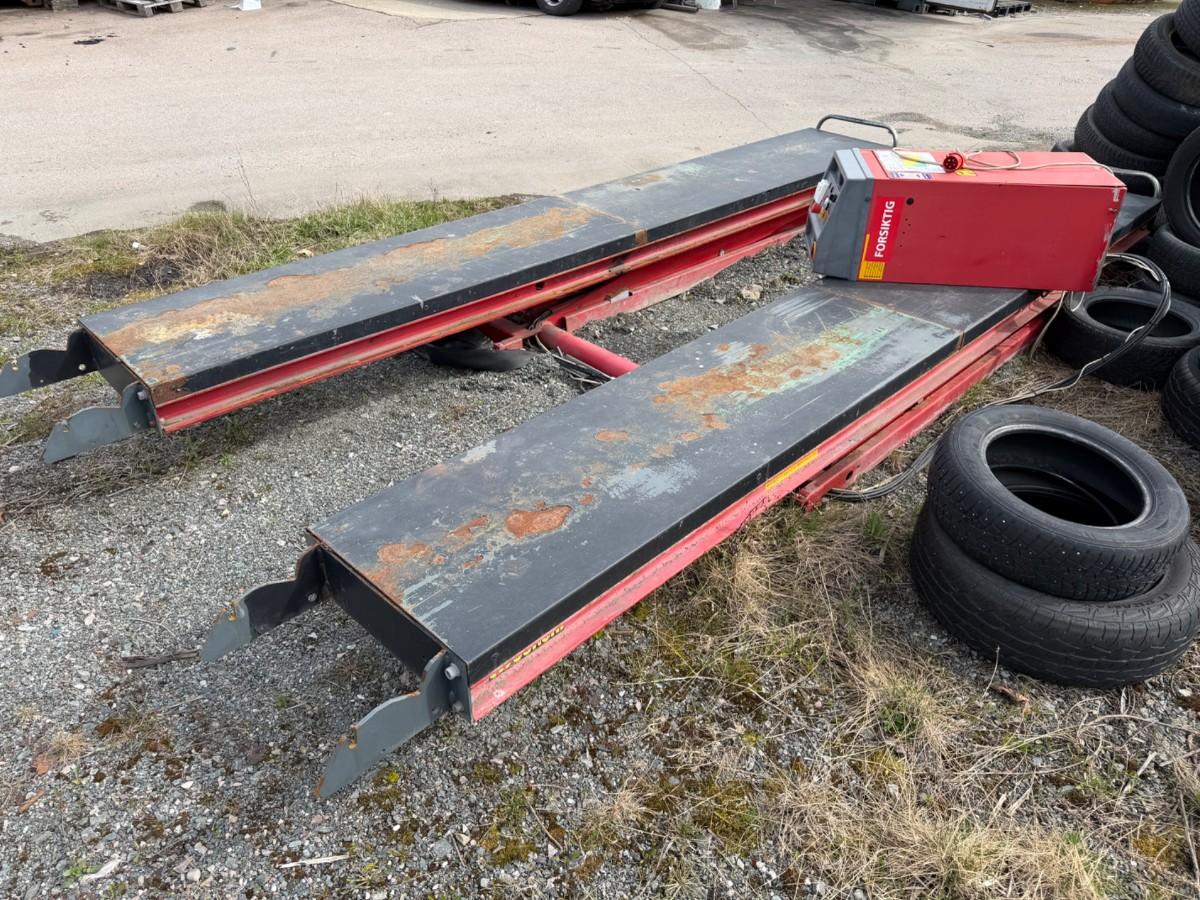 ERCO 3600 kg løftebukk / sakseløfter 400V 3FAS med kontrollboks
