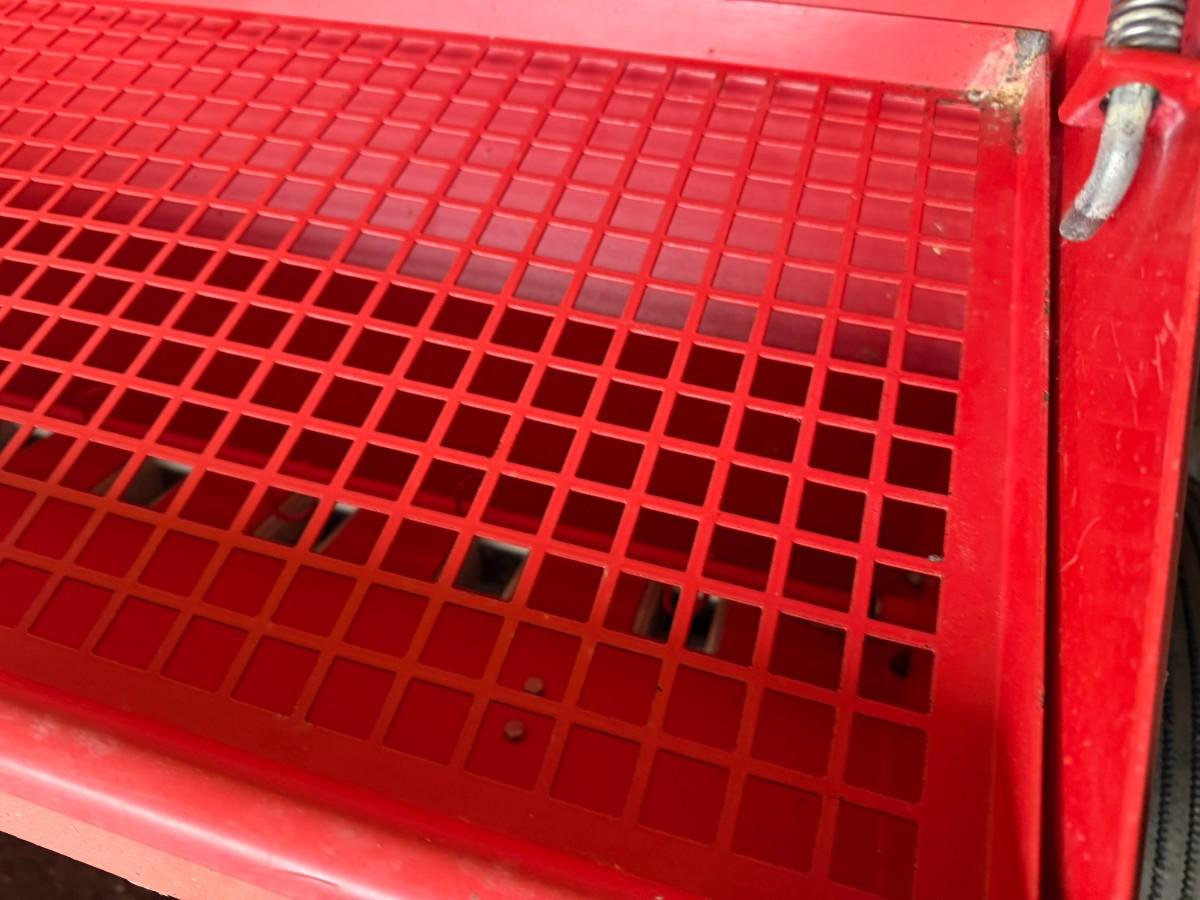 Tume såmaskin KTR 200 - med delemaskin