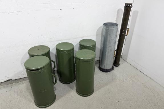 Komplett militær feltovn – teltovn med pipe og transportkasser