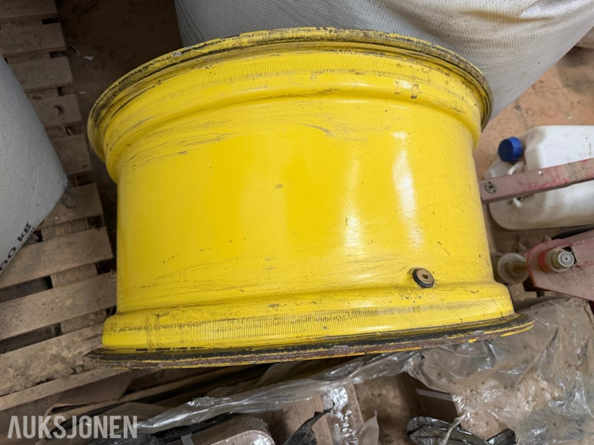 28" traktorfelger - 2stk .