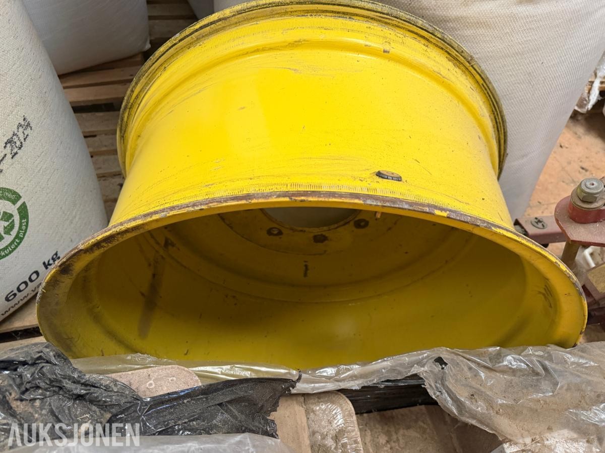 28" traktorfelger - 2stk .