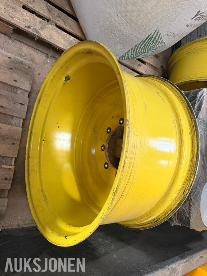 28" traktorfelger - 2stk .