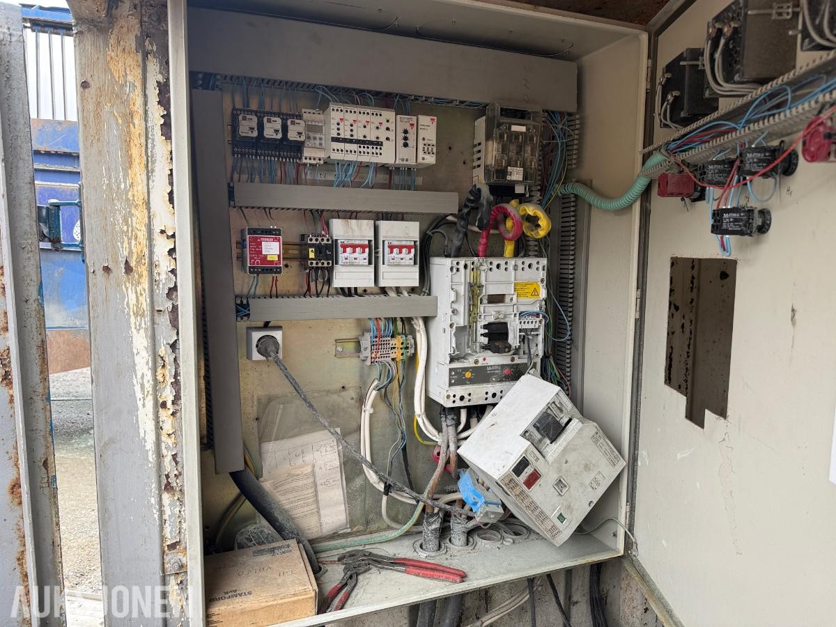 Diesel aggregat Volvo Penta / Stamford generator i container