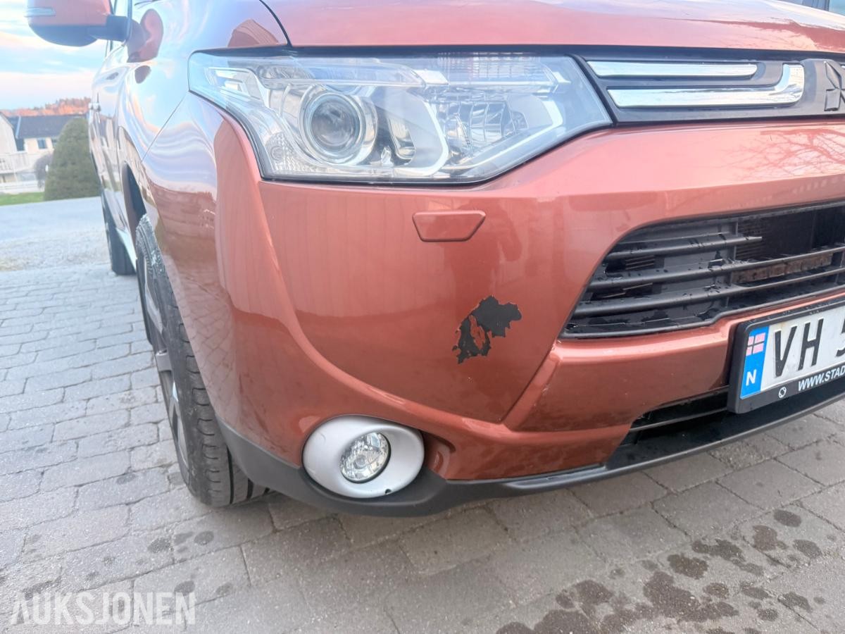 2014 Mitsubishi Outlander 2.2 diesel 150hk 4WD automat 7-seter skiboks ryggekamera