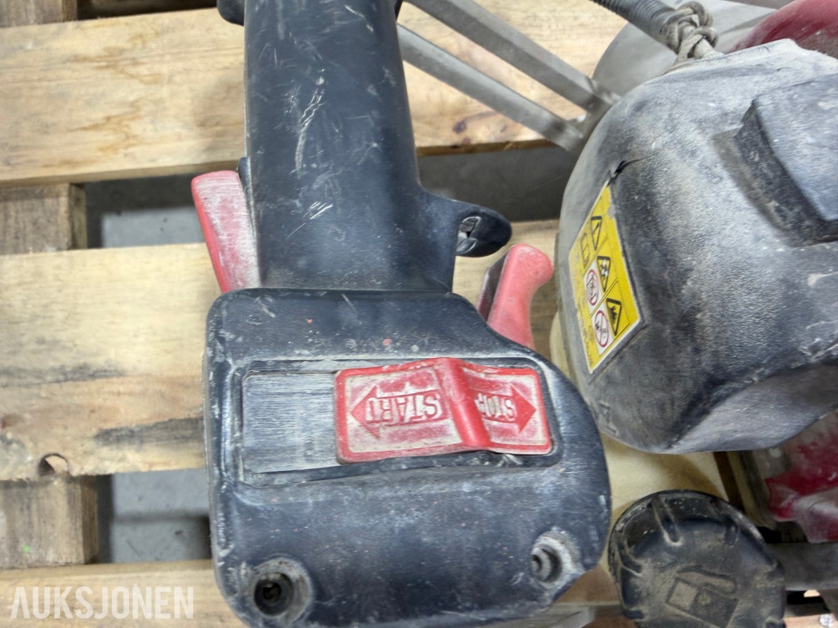 bensindrevet borhammer med Honda GX35