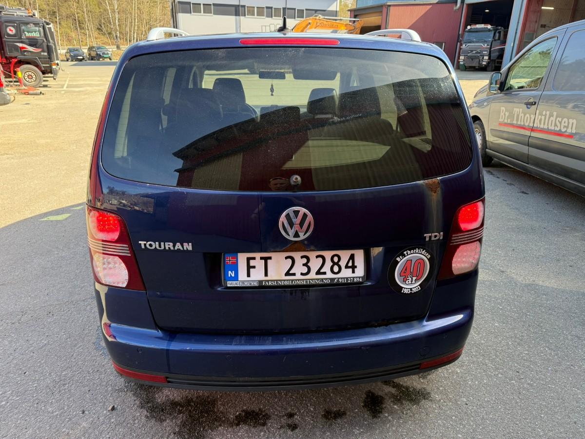 2008 Volkswagen TOURAN 1.9-105 D / 5 SETER / SKINN