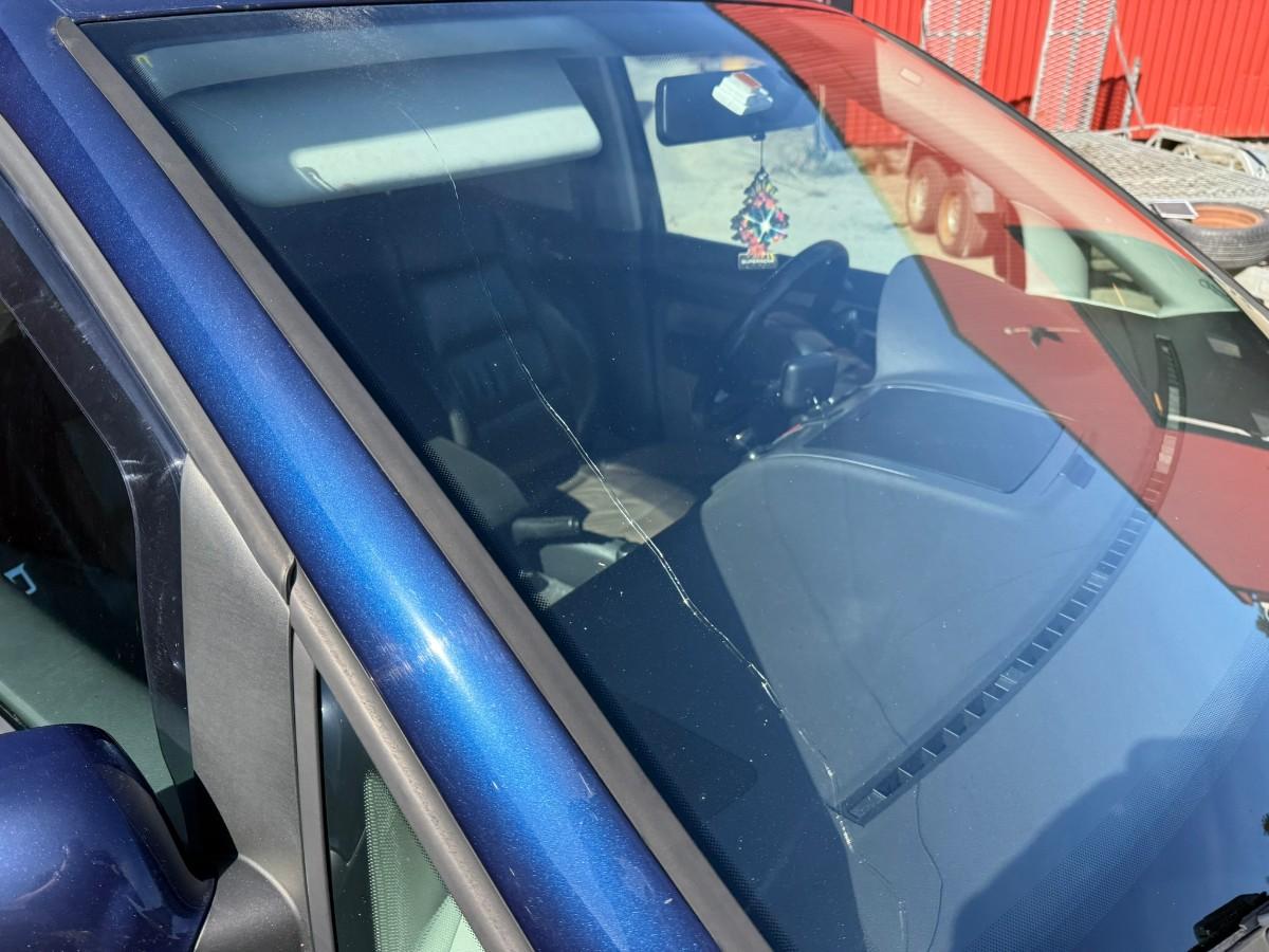 2008 Volkswagen TOURAN 1.9-105 D / 5 SETER / SKINN