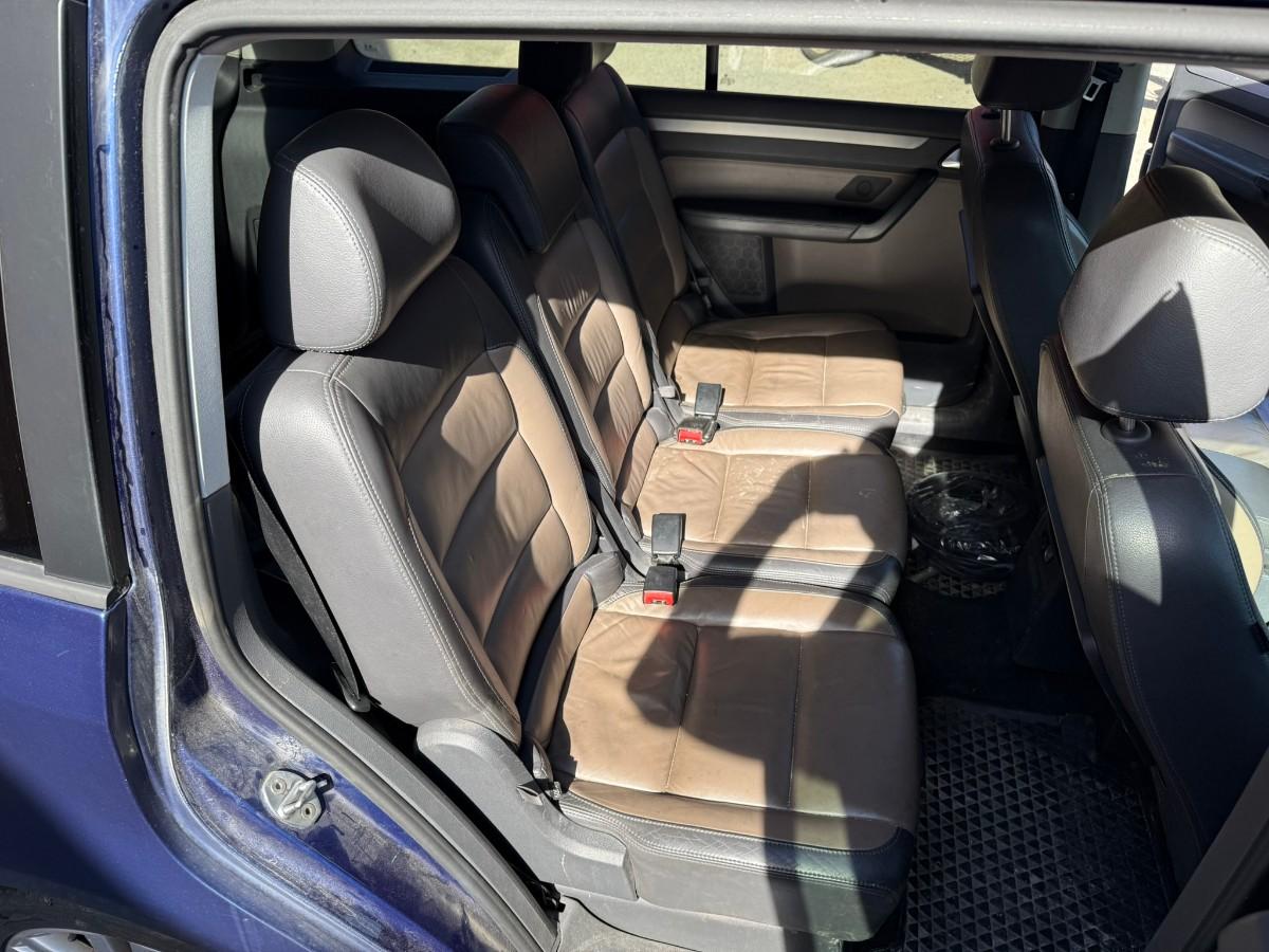 2008 Volkswagen TOURAN 1.9-105 D / 5 SETER / SKINN