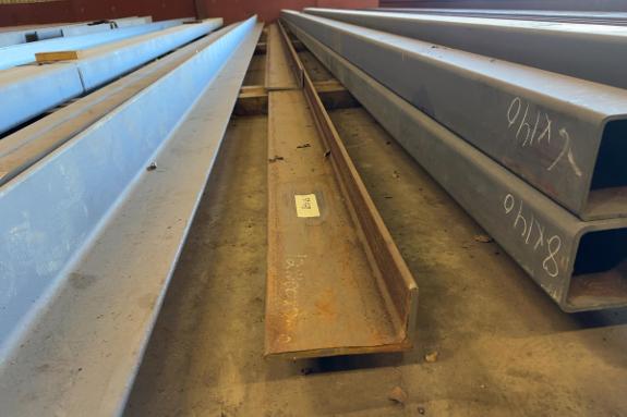 2x Vinkel stål 12x 100 x200
