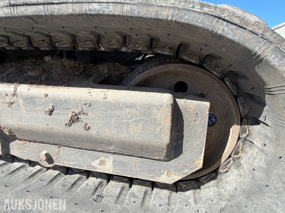2018 Volvo ECR58D kort hekk minigraver - Engcon tiltrotator - Skjær - SMP 210L Pusseskuff - Tannskuffe - Smalskuff