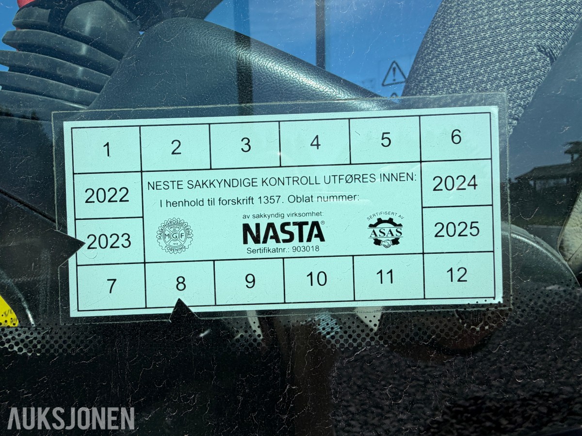 2018 Volvo ECR58D kort hekk minigraver - Engcon tiltrotator - Skjær - SMP 210L Pusseskuff - Tannskuffe - Smalskuff