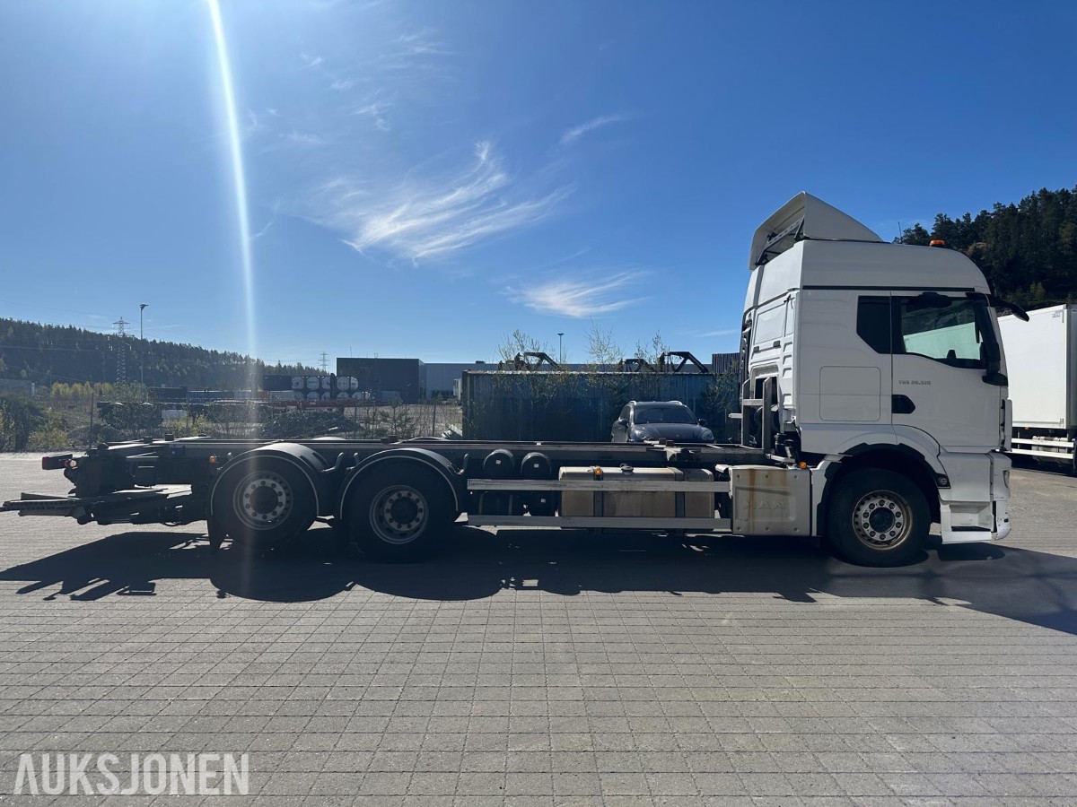 2023 MAN TGS 26.510 – Containerbil – 6x2 – Bakløft – EU-godkjent