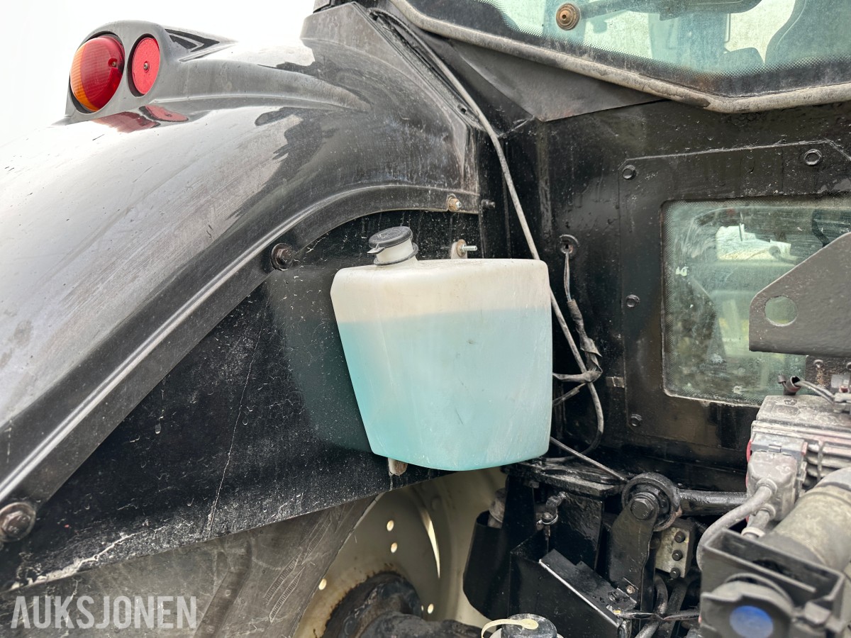 2012 Valtra T213 TRAKTOR – 2012 – 212 HK – VERSU – POWERSHIFT
