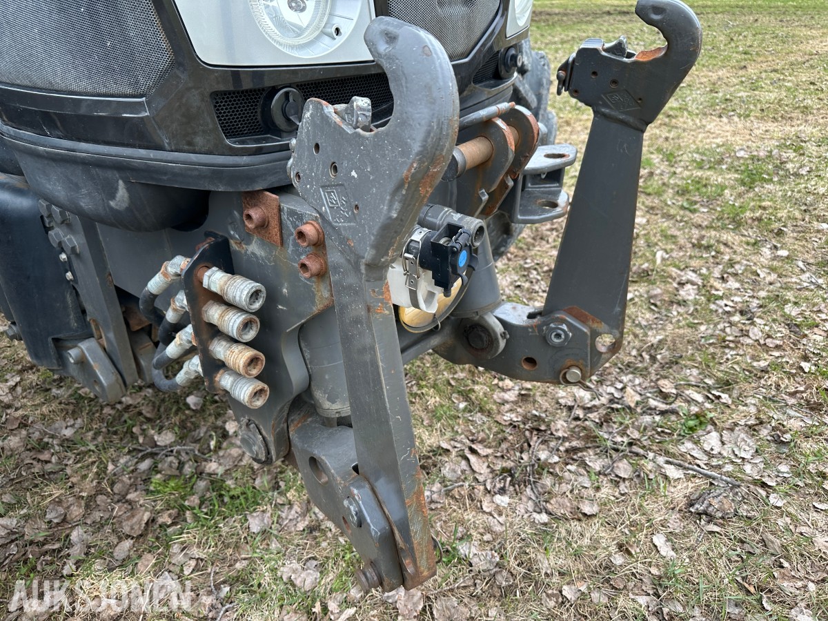 2012 Valtra T213 TRAKTOR – 2012 – 212 HK – VERSU – POWERSHIFT