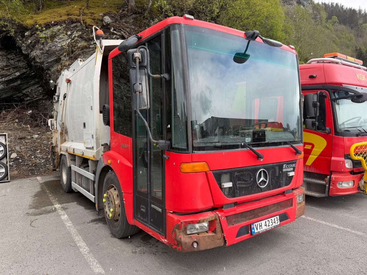2012 Mercedes-Benz 1833L/34EC Renovasjonsbil